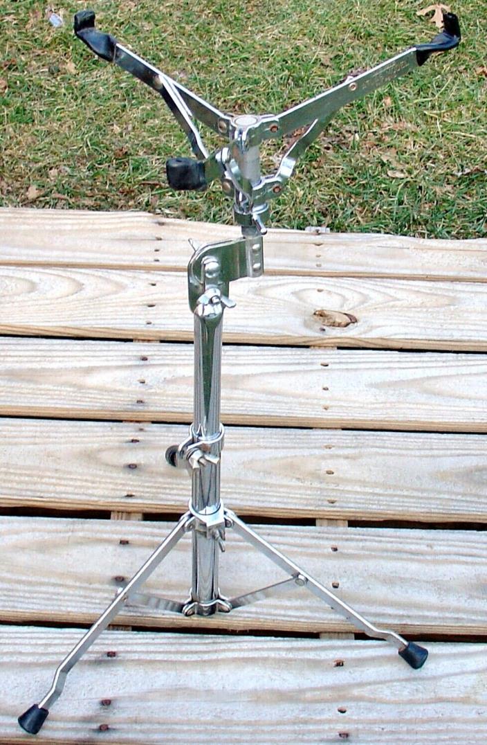 1970s LUDWIG Atlas heavy duty  telescoping snare stand