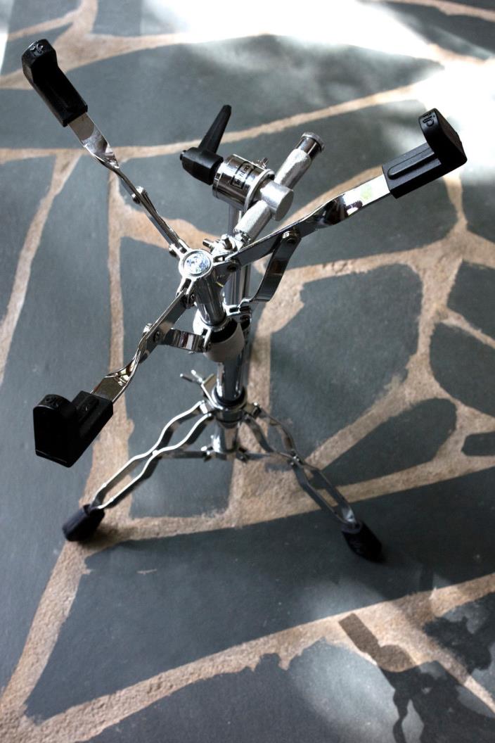 DW Snare Drum Stand With Techlock