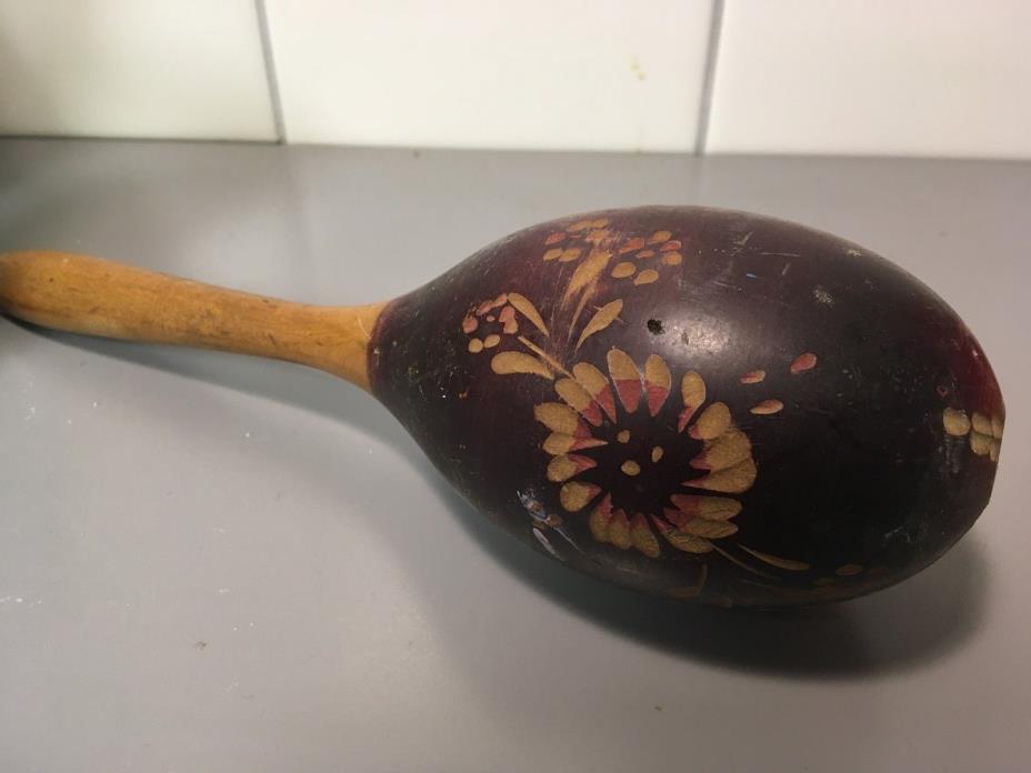 VINTAGE MARACA SHAKER PERCUSSION HANDMADE CARVED FLORAL DESIGN MUSIC