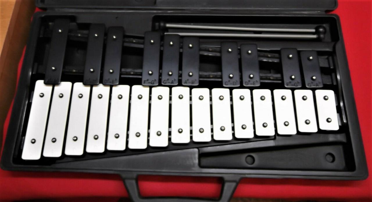 CB KAMAN 25 Key Educational Percussion Xylophone with Mallets & Case #709505
