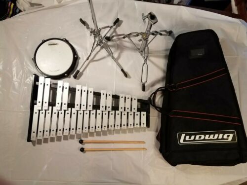 Ludwig 30 Key Xylophone Kit W/ Stand, Practice Pad, 2 Mallets and Ludwig Bag