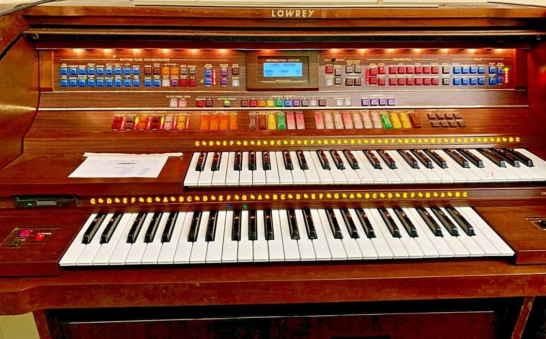 LOWREY Premier SE30 ORGAN Amazing Instrument Big Sound Roll Top