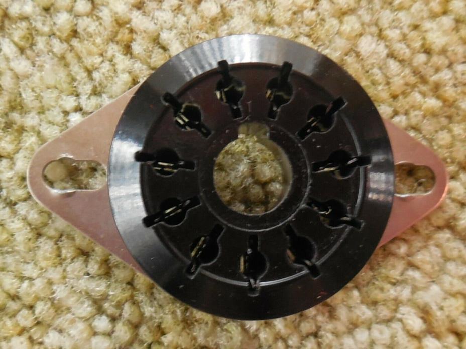 NEW 11 PIN FEMALE CONNECTOR WITH BRACKET, USA