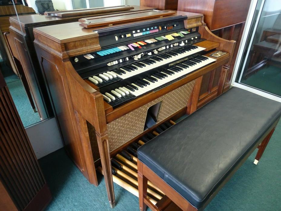 HAMMOND ORGAN CONCORDE, W/LESLIE SPEAKER, BENCH, BASS PEDALS COMPLETELY SERVICED