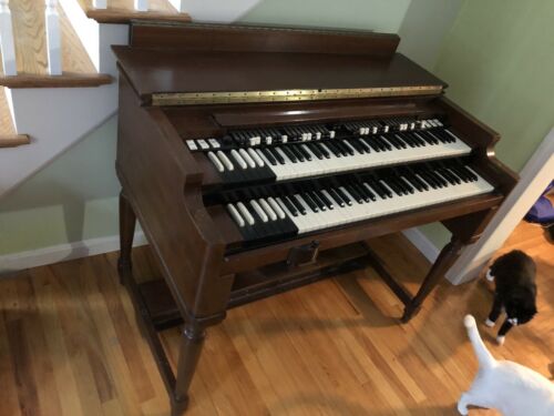 Hammond 1954 B2 Coverted To B3 Organ. Setup To Run 122 Leslie