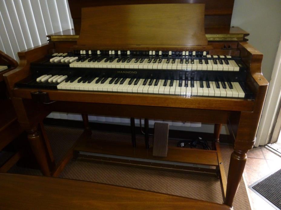 Hammond Organ B3