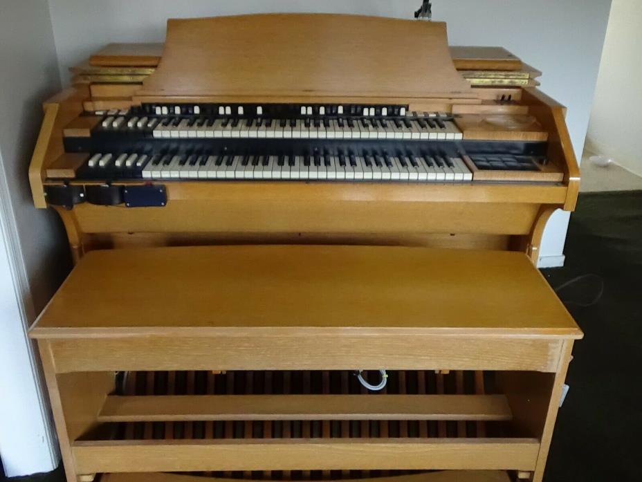 Hammond Organ Leslie Speakers Rare Blond Finish Horn Cabinet model 122