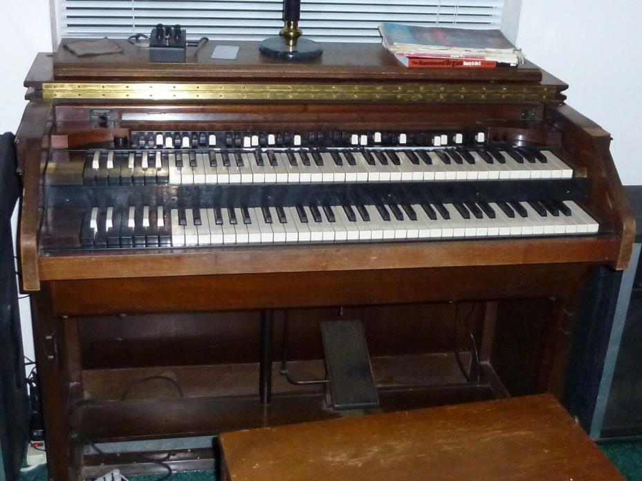 1945 Hammond CV Drawbar Organ with pedals and several upgrades, sounds awesome!