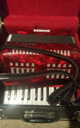 Milan Pre-Owned Accordian - Good Starter - Great Condition