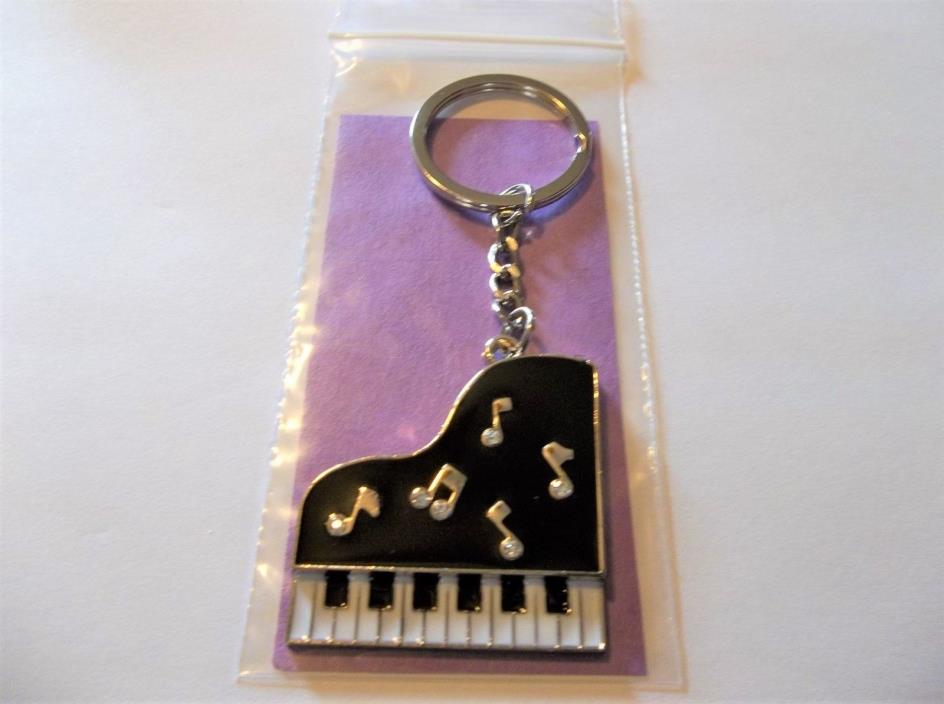 Piano Keychain-Keyboard Instrument Keyring Band Music Keys Player Gift Free S/H