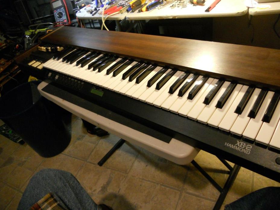 HAMMOND Xb2 for Parts or Repair  AS IS No returns