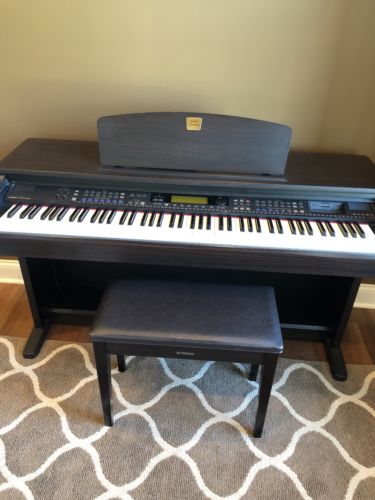 yamaha clavinova CVP202