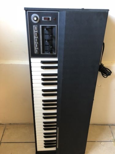 Roland  Ep7  Used