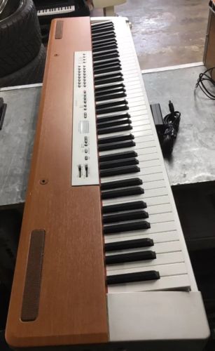 Yamaha Electric Piano P-120s 88 Weighted Keys Works Great.  Tested