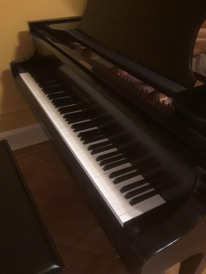 KOHLER AND CAMPBELL GRAND PIANO, 5'9