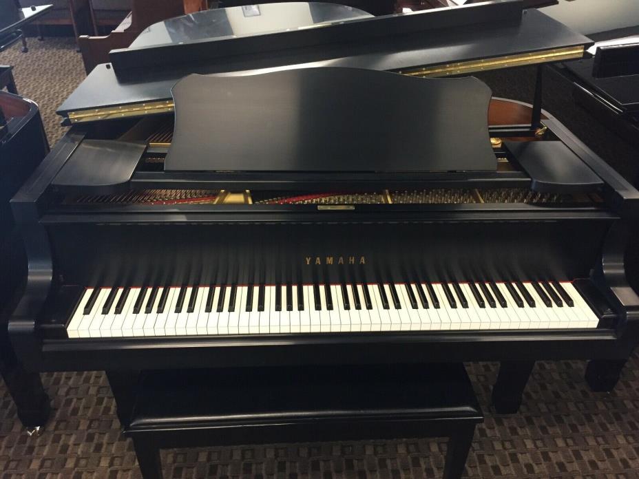 Yamaha C5 Grand Piano Satin Ebony
