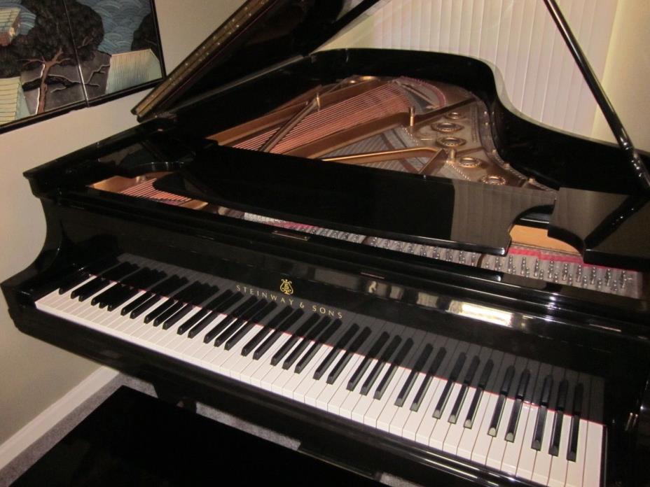 Beautiful 1930 Steinway B, completely rebuilt, excellent condition!