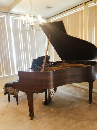 kawai grand piano KG-1 In Good Condition.