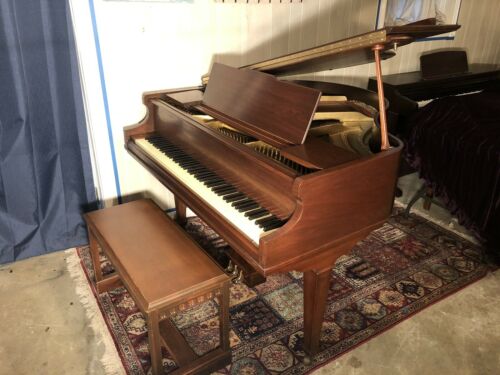 Kimball 4’ 5” Baby Grand Piano, Pretty Dark walnut, Nice Tone, Can Move