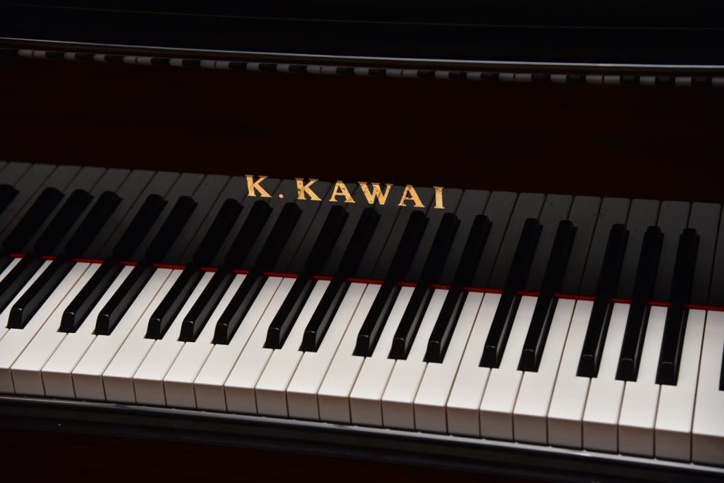 Kawai Grand Piano GL30  2015  High Gloss Ebony Hardly Played  Level 2 Service