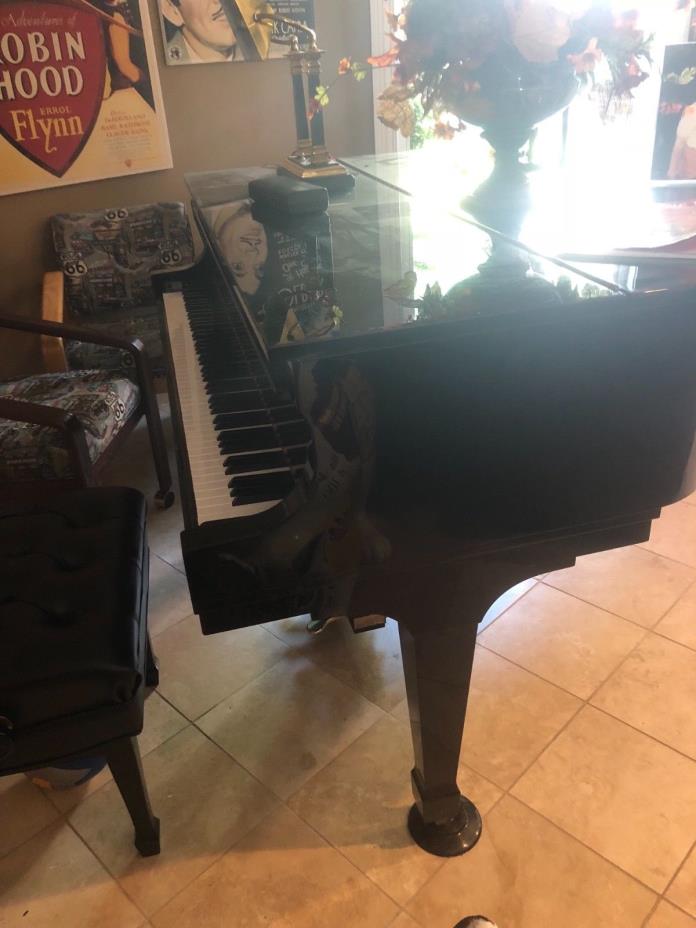 Boston GP156 II Baby Grand Piano in Ebony Satin used-excellent condition