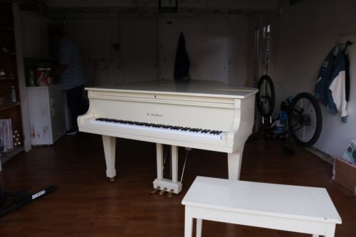 KAWAI, Baby Grand Piano- ivory white lacquer.
