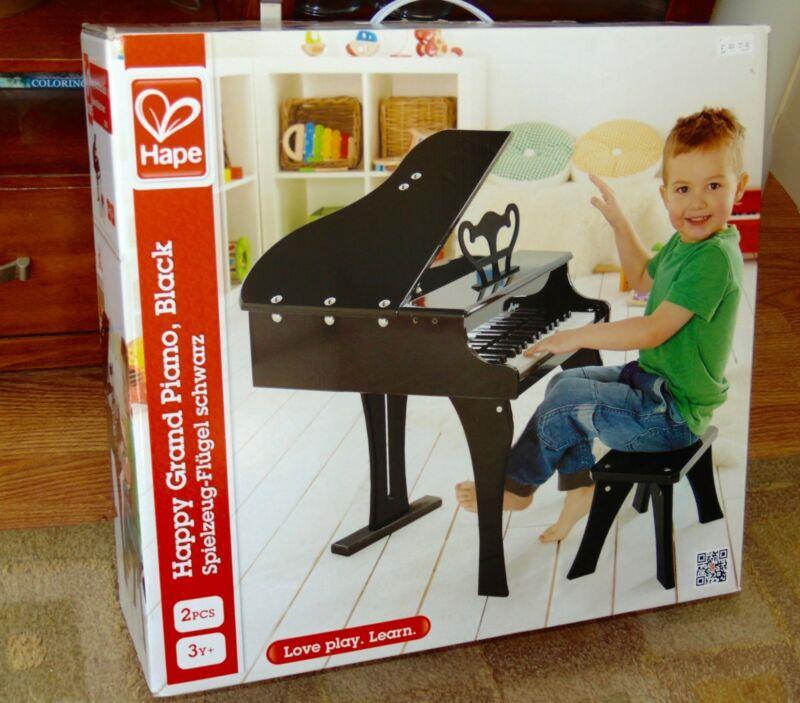 HAPPY GRAND PIANO Never Used! BOXED! Toy HAPE