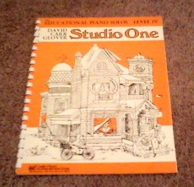 PIANO SOLO BOOK - EDUCATIONAL PIANO SOLOS - STUDIO ONE - LEVEL IV