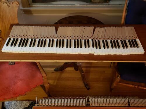 Complete set of 88 piano keys, used no scratches or chips, from Curier spinet