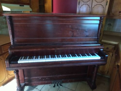 Hobart M. Cable Chicago Upright Piano- Used 1907