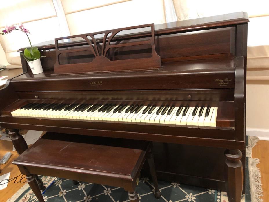 Used Lester Spinet Piano
