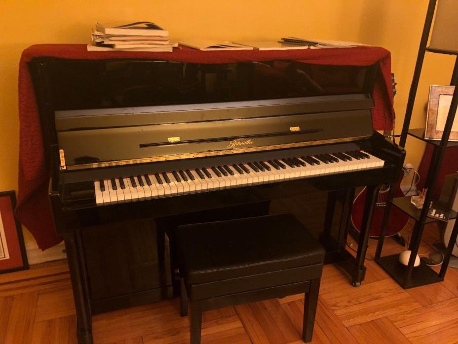 Upright Piano Ritmuller UP121RB Black Amazing Condition