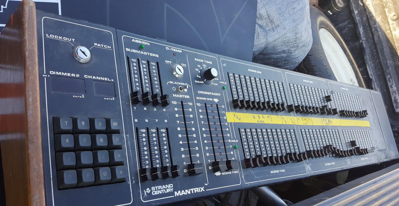 Strand Lighting MX-001391 Stage Lighting Control Console Century by Philips