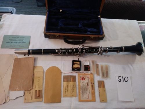 Clarinet conn usa
