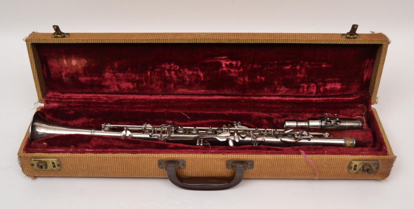VINTAGE MARCHING CLARINET WARNER MODEL 404325
