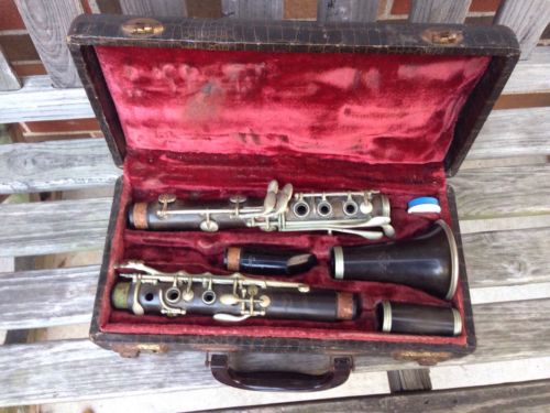 Estate Find Henri Leduc Paris Vintage Clarinet With Original Case