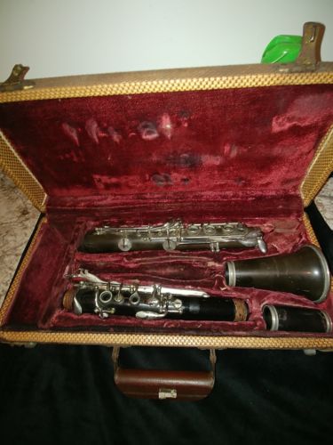 BOOSEY and HAWKES The EDGWARE  Wooden Clarinet PARTS! (Made in England)