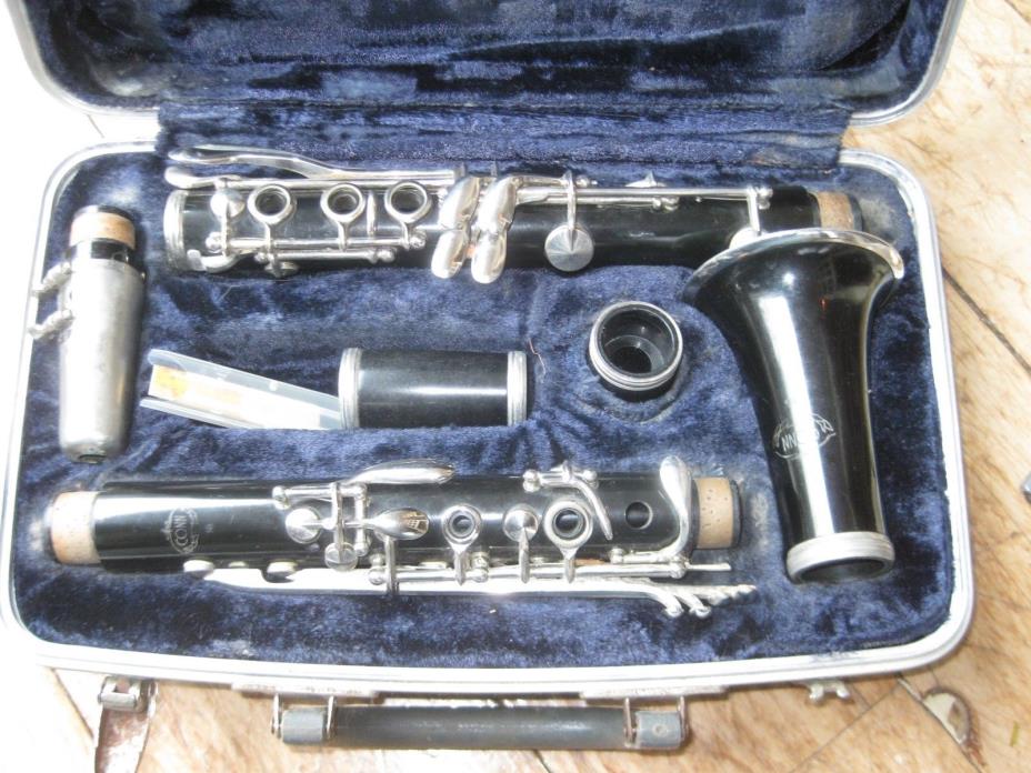 Clarinet Conn 16