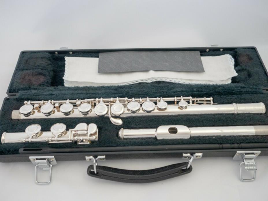 Yamaha YFL-221 Silver-plated Student Flute Made in Japan *Serviced*Ready to Play