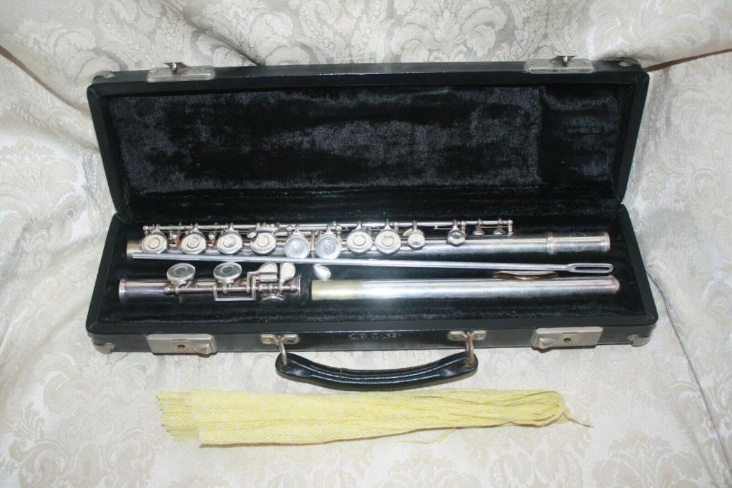 W.T. ARMSTRONG FLUTE 104 Silver Elkhart Ind. With Case