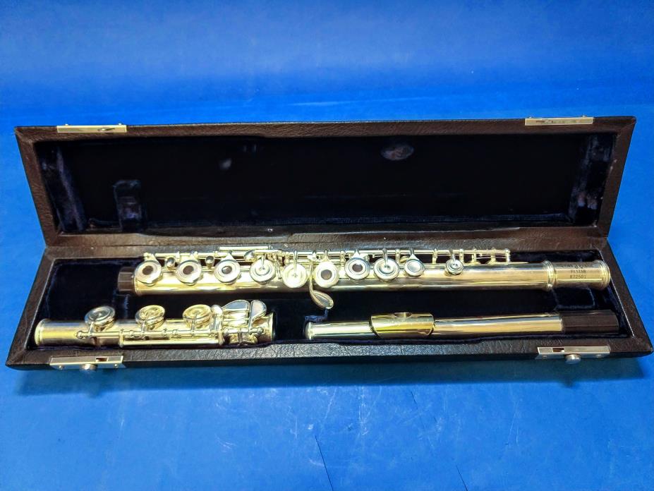 B Hinkle Open Hole Flute Gold Lip Solid Silver Comes With Original Case