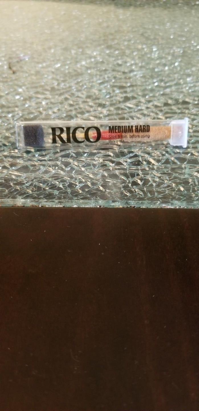 Rico Oboe Reed, Medium Hard Strength, with Hard Case, NEW