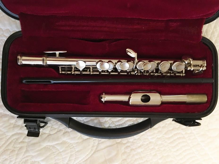 Maestro Silver Piccolo w/ Case for Beg to Int Band Students Music Instrument VGC