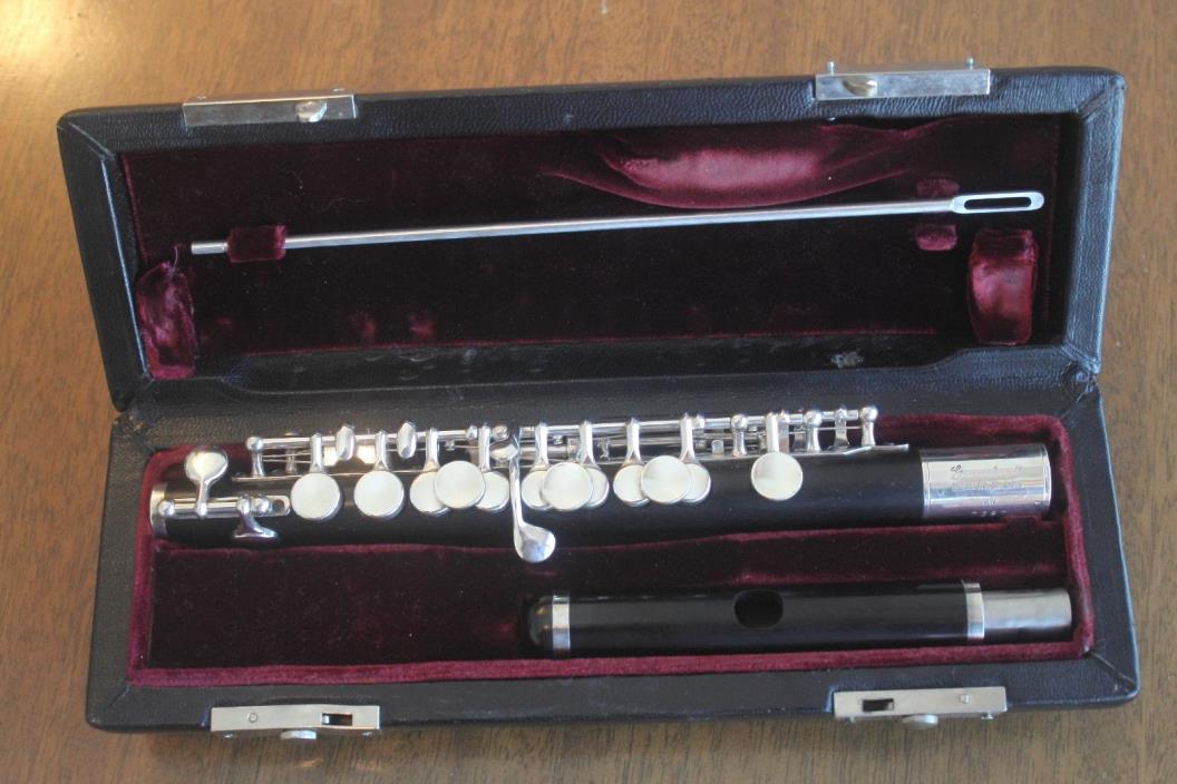 Gemeinhardt Grenadilla wood  Piccolo 4W fully overhauled
