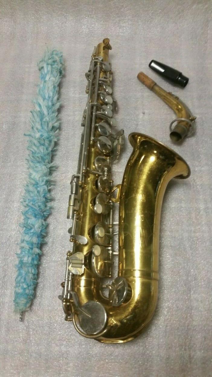 KING CLEVELAND 613 ALTO SAXOPHONE with Soft Case