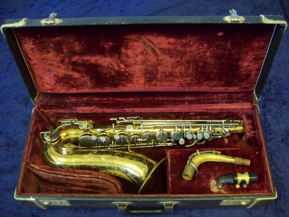 VINTAGE THE MARTIN MEDALIST 'RMC' ALTO SAXOPHONE + BABBITT 3 MPIECE + CASE