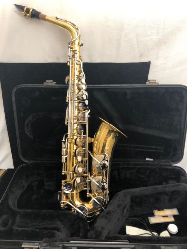 Yamaha YAS-200ADII Advantage Series Student Alto Saxophone with Case