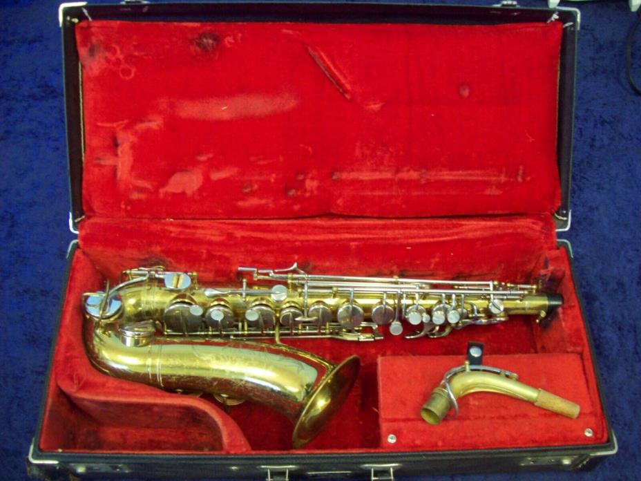 VINTAGE THE MARTIN IMPERIAL ALTO SAXOPHONE ELKHART-INDIANA U.S.A. + CASE