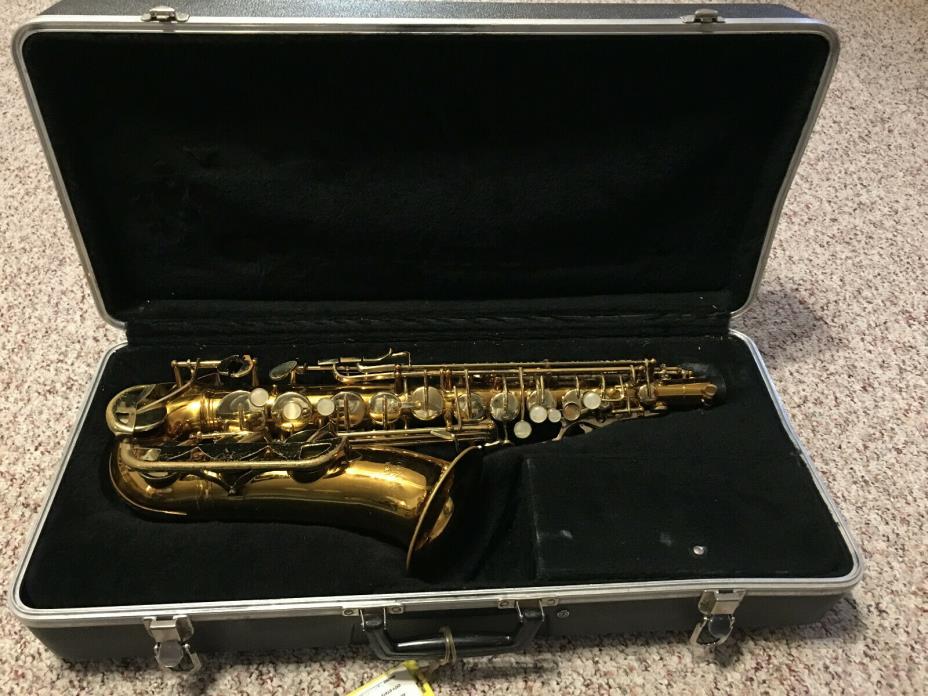 Conn 18M Vintage Alto Saxophone With Hard Case