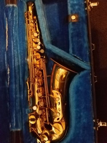 Vito Alto Saxophone ( Made In France)